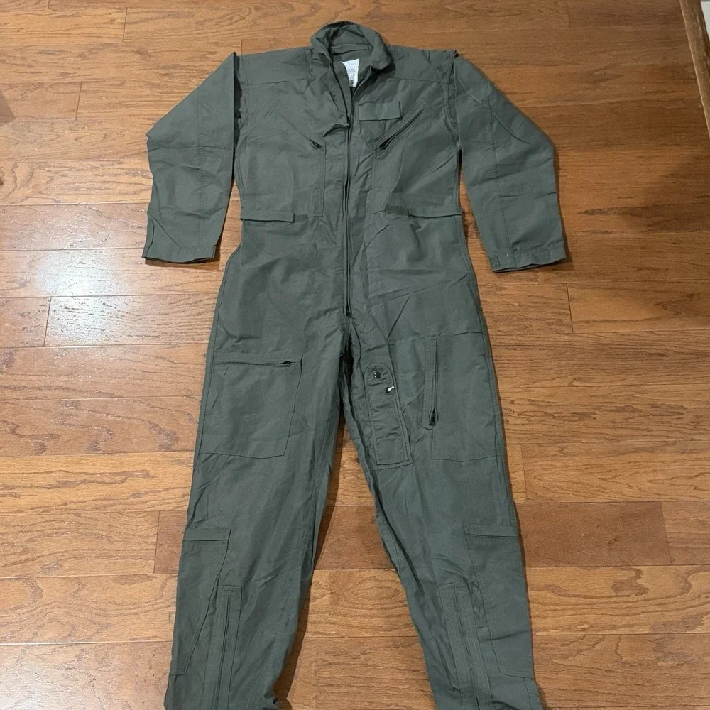 USGI CWU-27/P Flight Suit 44L Sage Green Nomex Carter Industries Coveralls